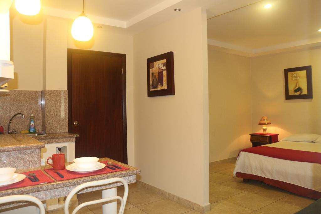 El Patio Suites II Guayaquil Exterior foto
