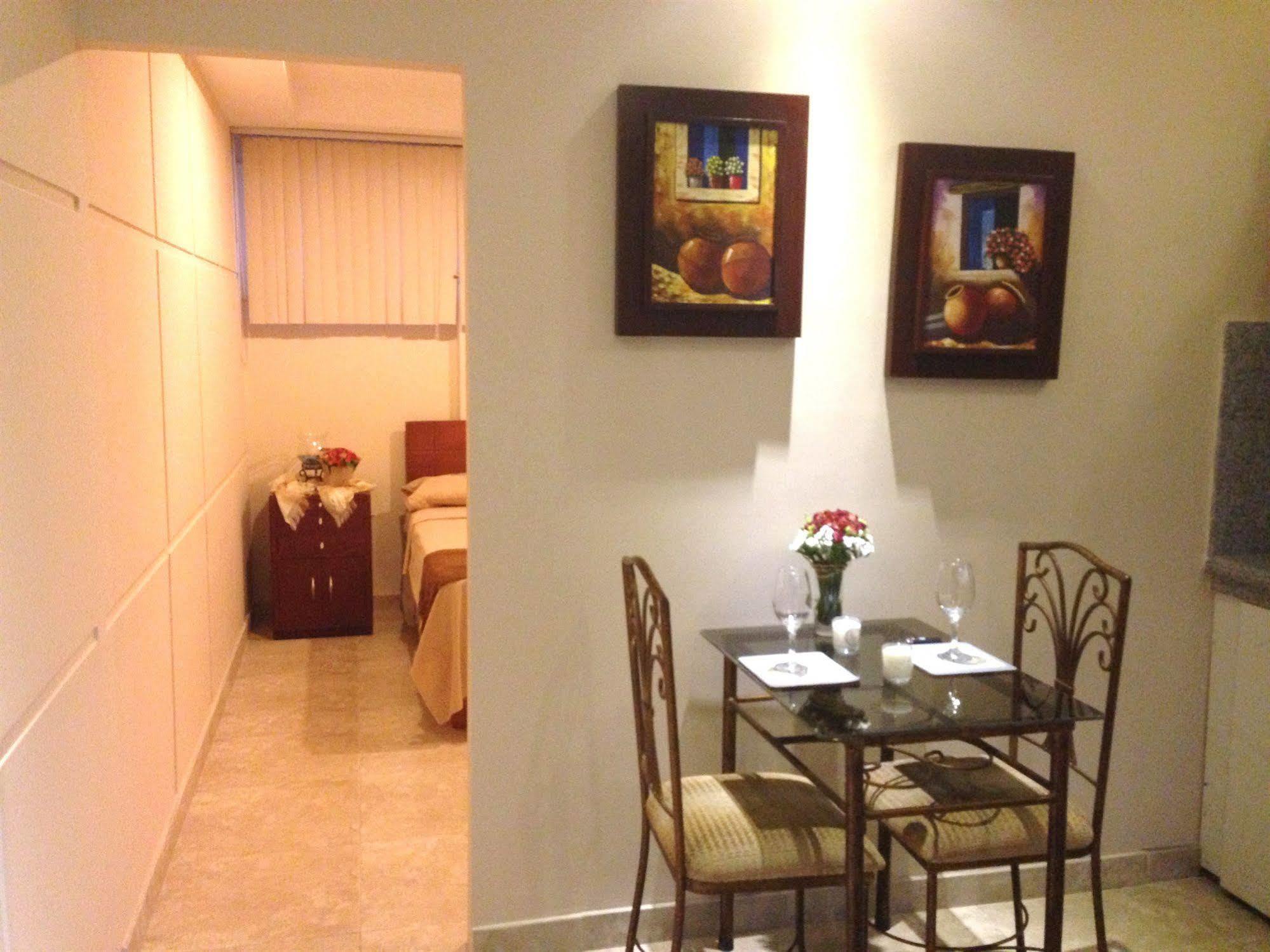 El Patio Suites II Guayaquil Exterior foto